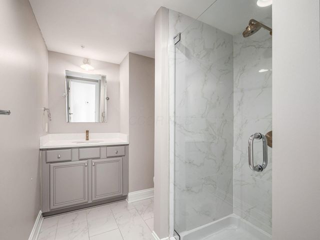 50 W Broad Street, 2501, Columbus, OH 43215