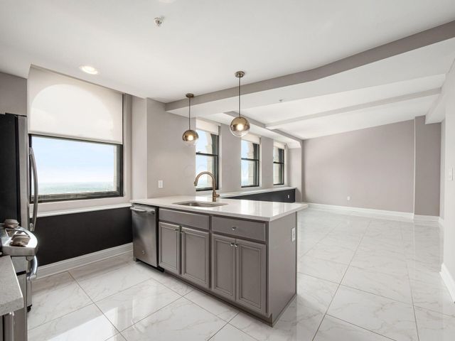 50 W Broad Street, 2501, Columbus, OH 43215