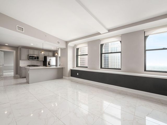 50 W Broad Street, 2501, Columbus, OH 43215