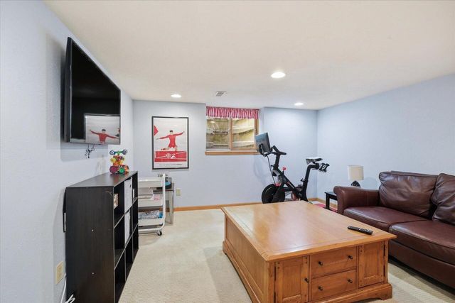 3845 Bradee ROAD, Brookfield, WI 53005