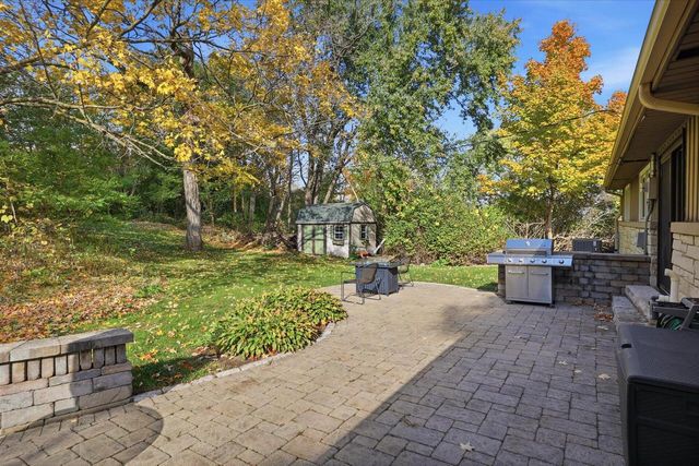 3845 Bradee ROAD, Brookfield, WI 53005