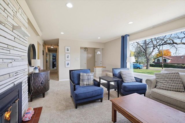 3845 Bradee ROAD, Brookfield, WI 53005