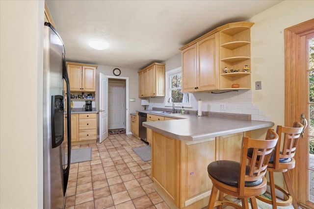 3845 Bradee ROAD, Brookfield, WI 53005