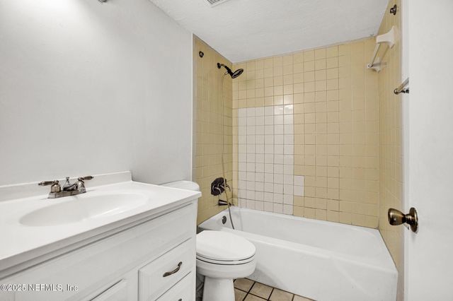 5201 ATLANTIC Boulevard, 249, Jacksonville, FL 32207