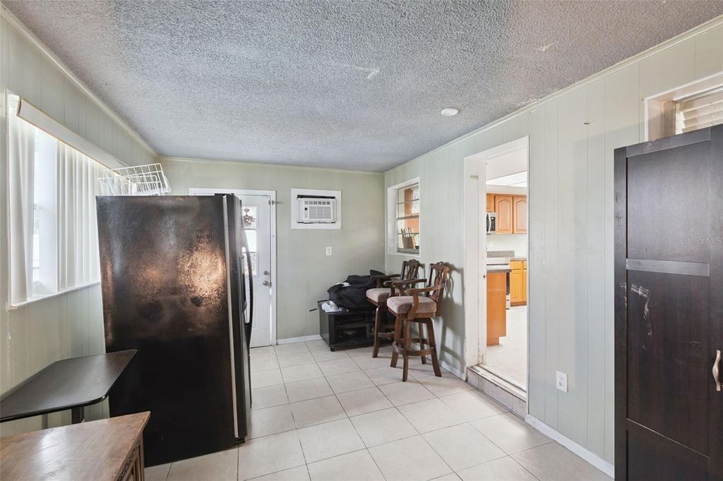 Image 27 of property listing at 611 CABORCA COURT, Ocoee, FL 34761