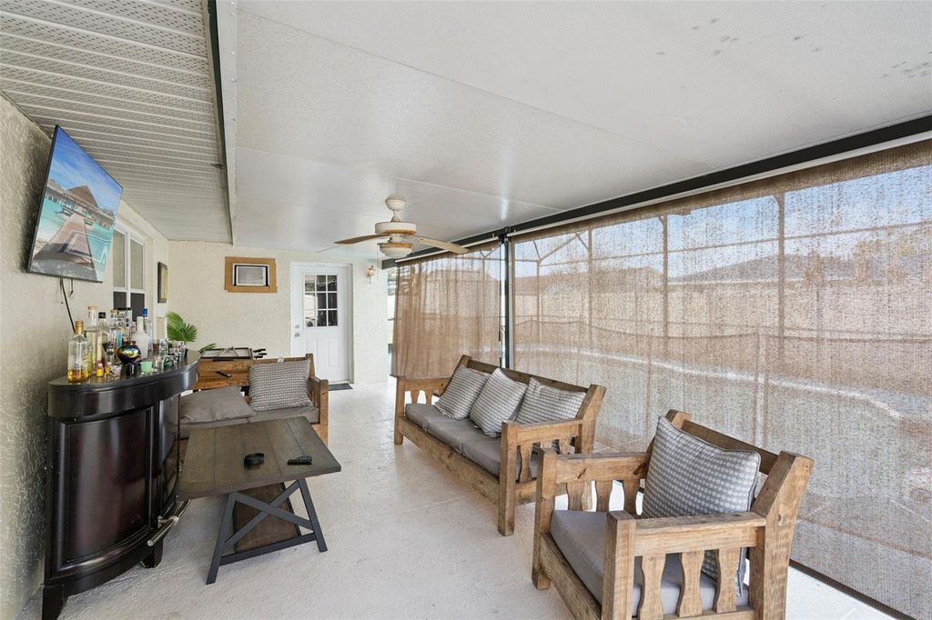 Image 28 of property listing at 611 CABORCA COURT, Ocoee, FL 34761