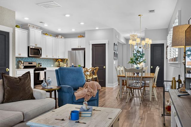313 Eclipse Street, Summerville, SC 29486