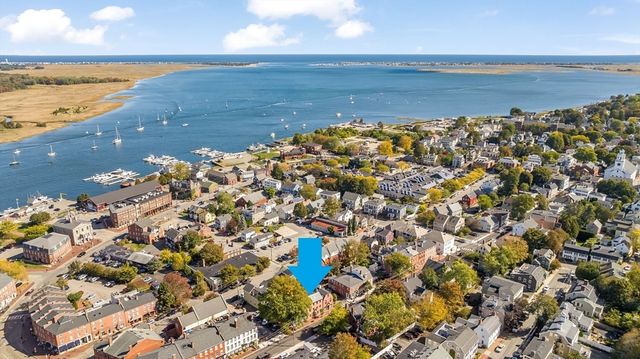 21-23 Middle Street LL, Newburyport, MA 01950