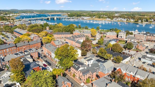 21-23 Middle Street LL, Newburyport, MA 01950