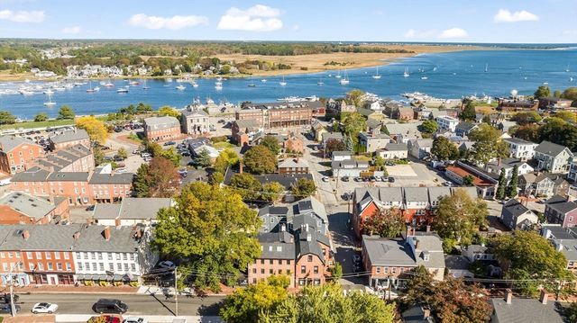 21-23 Middle Street LL, Newburyport, MA 01950