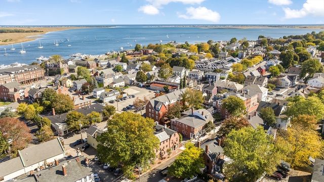 21-23 Middle Street LL, Newburyport, MA 01950