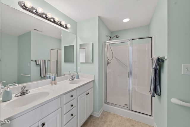 3709 Tartan Lane, Burlington, NC 27215