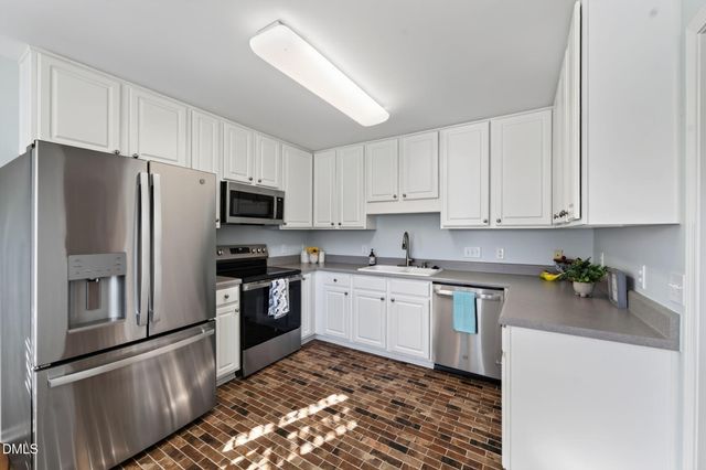 3709 Tartan Lane, Burlington, NC 27215
