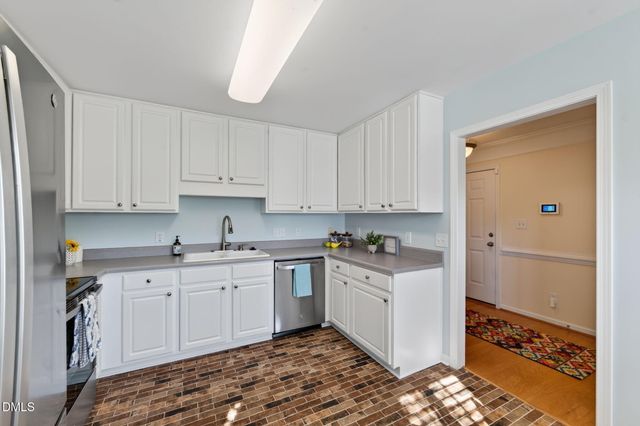 3709 Tartan Lane, Burlington, NC 27215