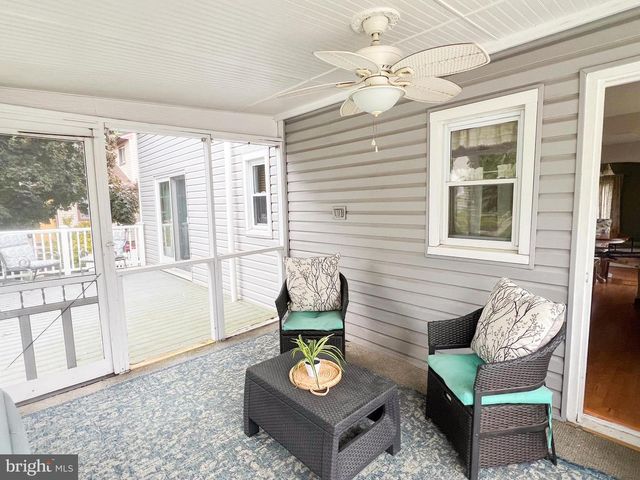 401 CHESTER AVE, Bellmawr, NJ 08031