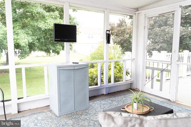 401 CHESTER AVE, Bellmawr, NJ 08031