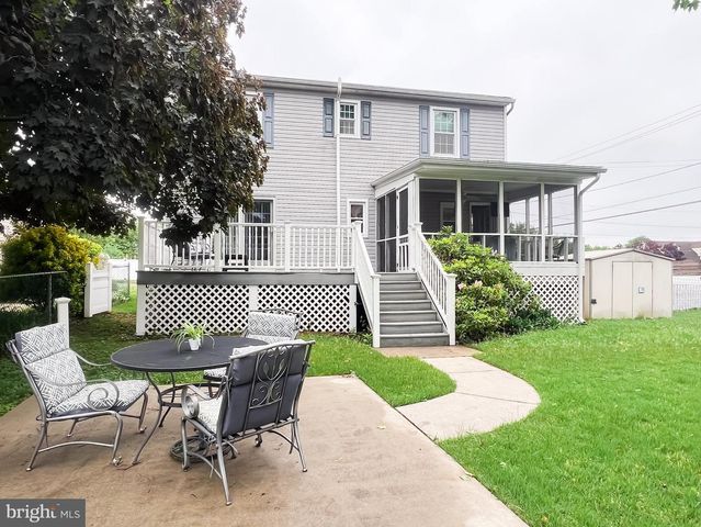 401 CHESTER AVE, Bellmawr, NJ 08031
