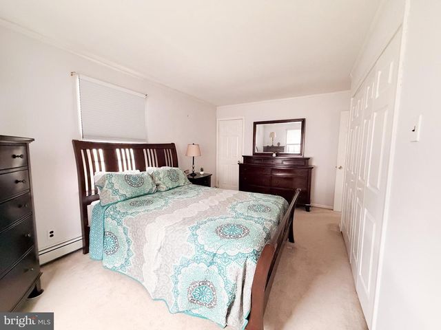 401 CHESTER AVE, Bellmawr, NJ 08031
