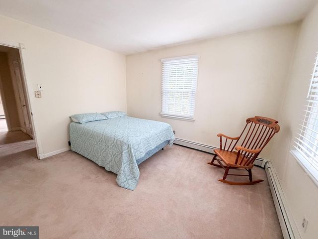 401 CHESTER AVE, Bellmawr, NJ 08031