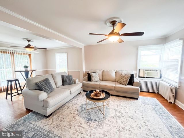 401 CHESTER AVE, Bellmawr, NJ 08031