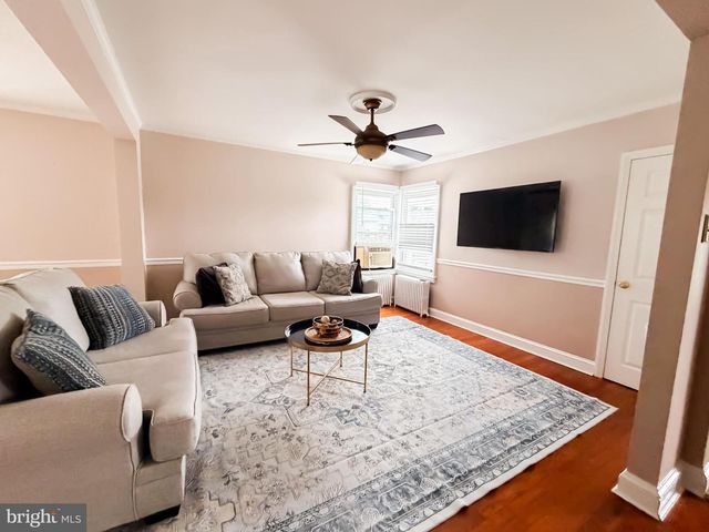 401 CHESTER AVE, Bellmawr, NJ 08031