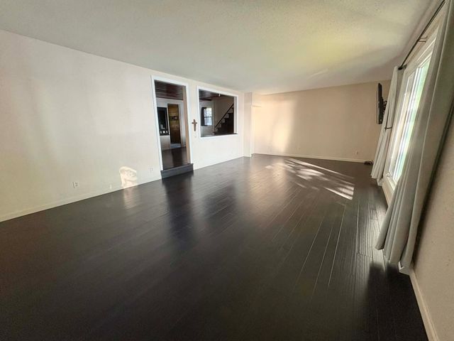 2669 N Lakeview Drive, Sanford, MI 48657