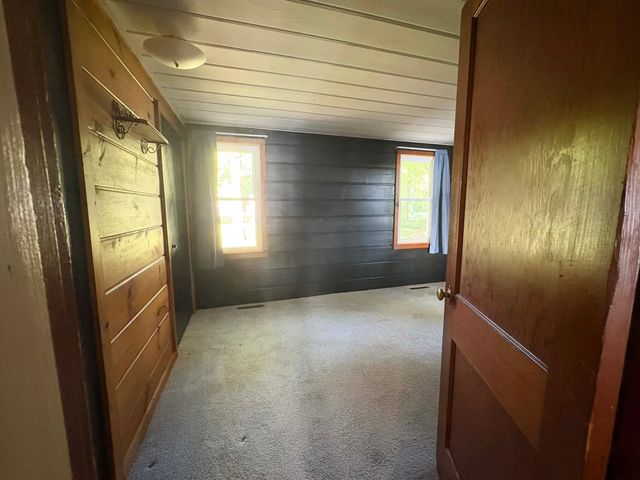 2669 N Lakeview Drive, Sanford, MI 48657
