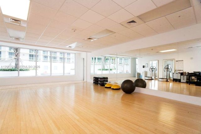 1750 N Bayshore Dr 4601, Miami, FL 33132