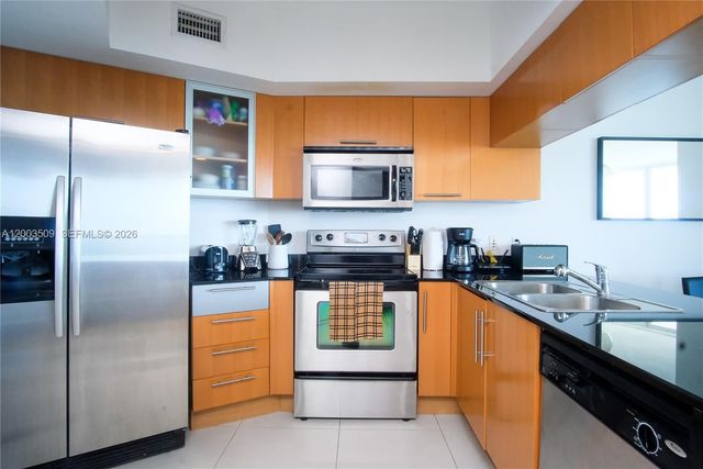 1750 N Bayshore Dr 4601, Miami, FL 33132