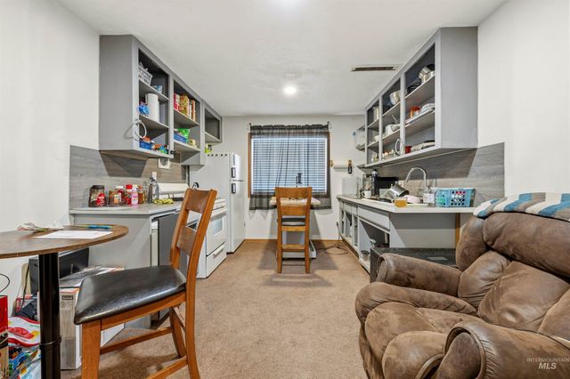 1071 Valley Court, Middleton, ID 83644