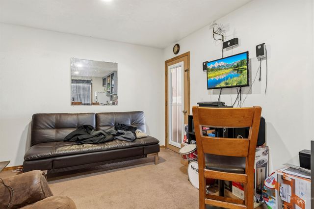 1071 Valley Court, Middleton, ID 83644