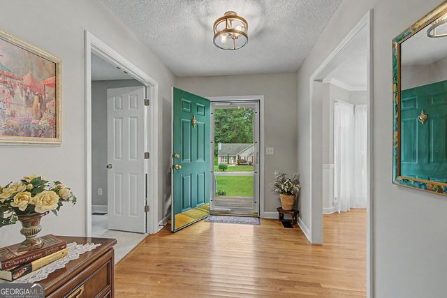 140 Thomas Crossing Drive, Newnan, GA 30265