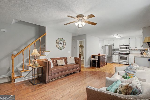 140 Thomas Crossing Drive, Newnan, GA 30265
