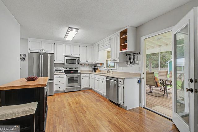 140 Thomas Crossing Drive, Newnan, GA 30265
