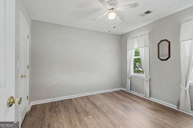 140 Thomas Crossing Drive, Newnan, GA 30265