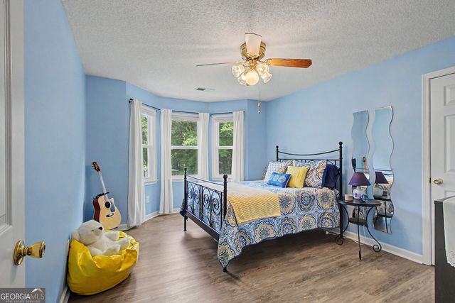 140 Thomas Crossing Drive, Newnan, GA 30265