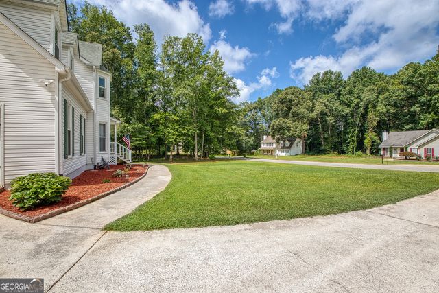 140 Thomas Crossing Drive, Newnan, GA 30265