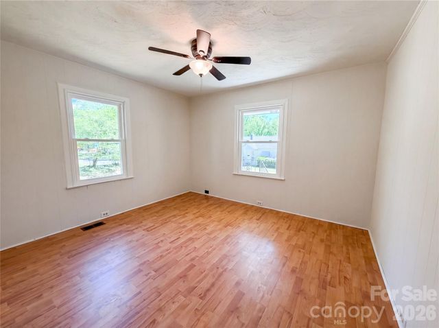 803 N Weldon Street, Gastonia, NC 28052