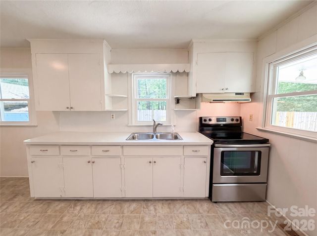 803 N Weldon Street, Gastonia, NC 28052