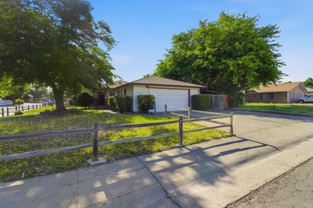 3820 Tavi Ave, North Highlands, CA 95660