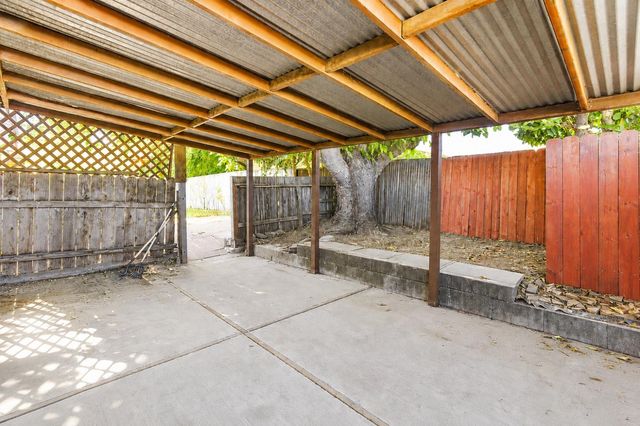3820 Tavi Ave, North Highlands, CA 95660