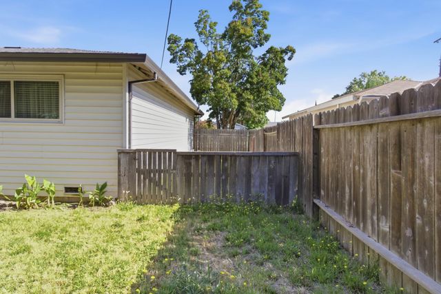 3820 Tavi Ave, North Highlands, CA 95660