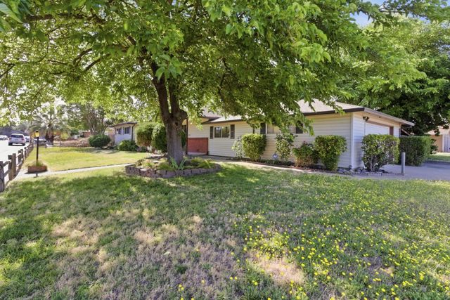 3820 Tavi Ave, North Highlands, CA 95660