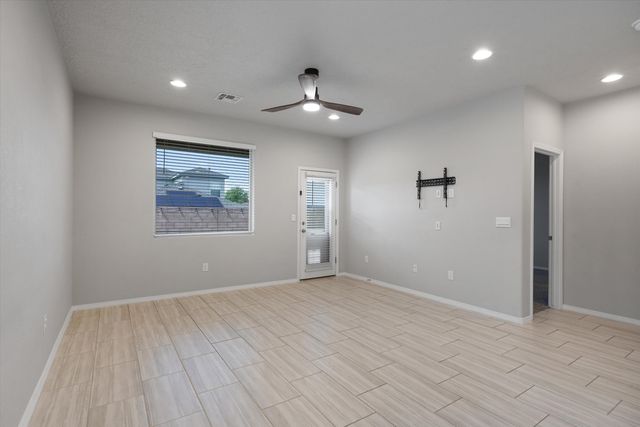 4863 Longs Peak Road NE, Rio Rancho, NM 87144