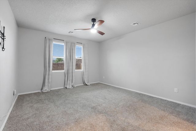 4863 Longs Peak Road NE, Rio Rancho, NM 87144