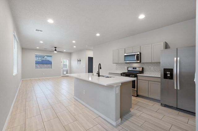 4863 Longs Peak Road NE, Rio Rancho, NM 87144