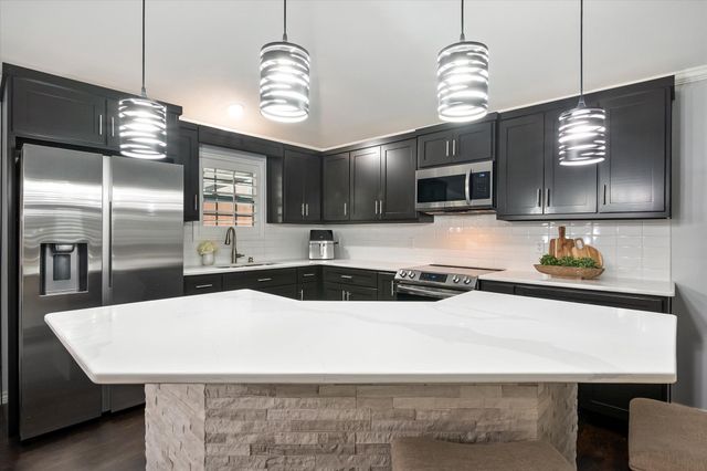 3104 Creekwood Lane, Fort Worth, TX 76123