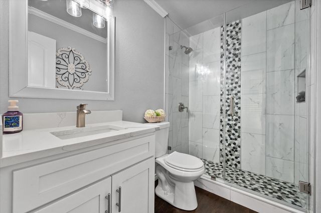 3104 Creekwood Lane, Fort Worth, TX 76123