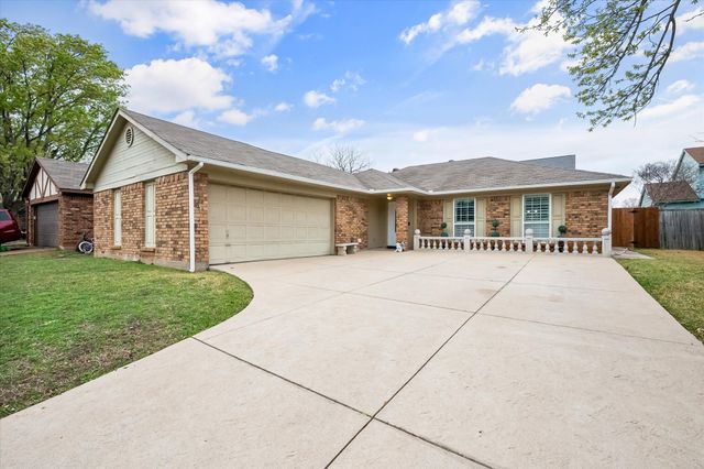 3104 Creekwood Lane, Fort Worth, TX 76123