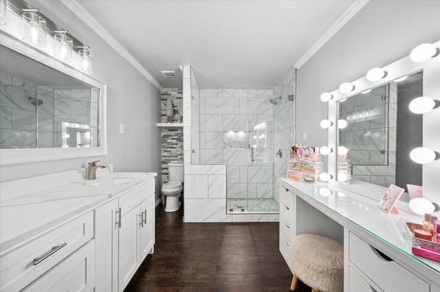 3104 Creekwood Lane, Fort Worth, TX 76123